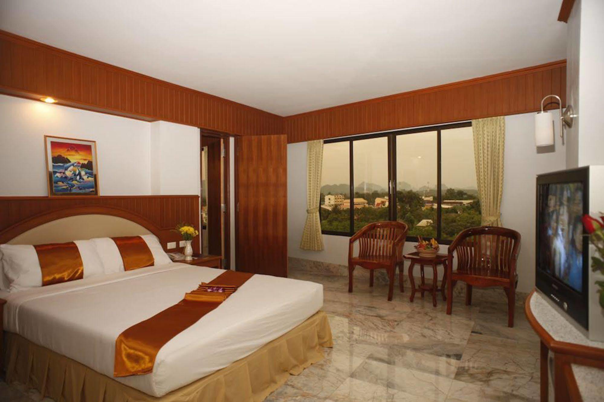 Boon Siam Hotel Krabi Luaran gambar